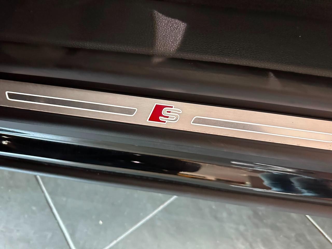 AUDI Q8 50TDI MHEV 3X S-LINE 286cv