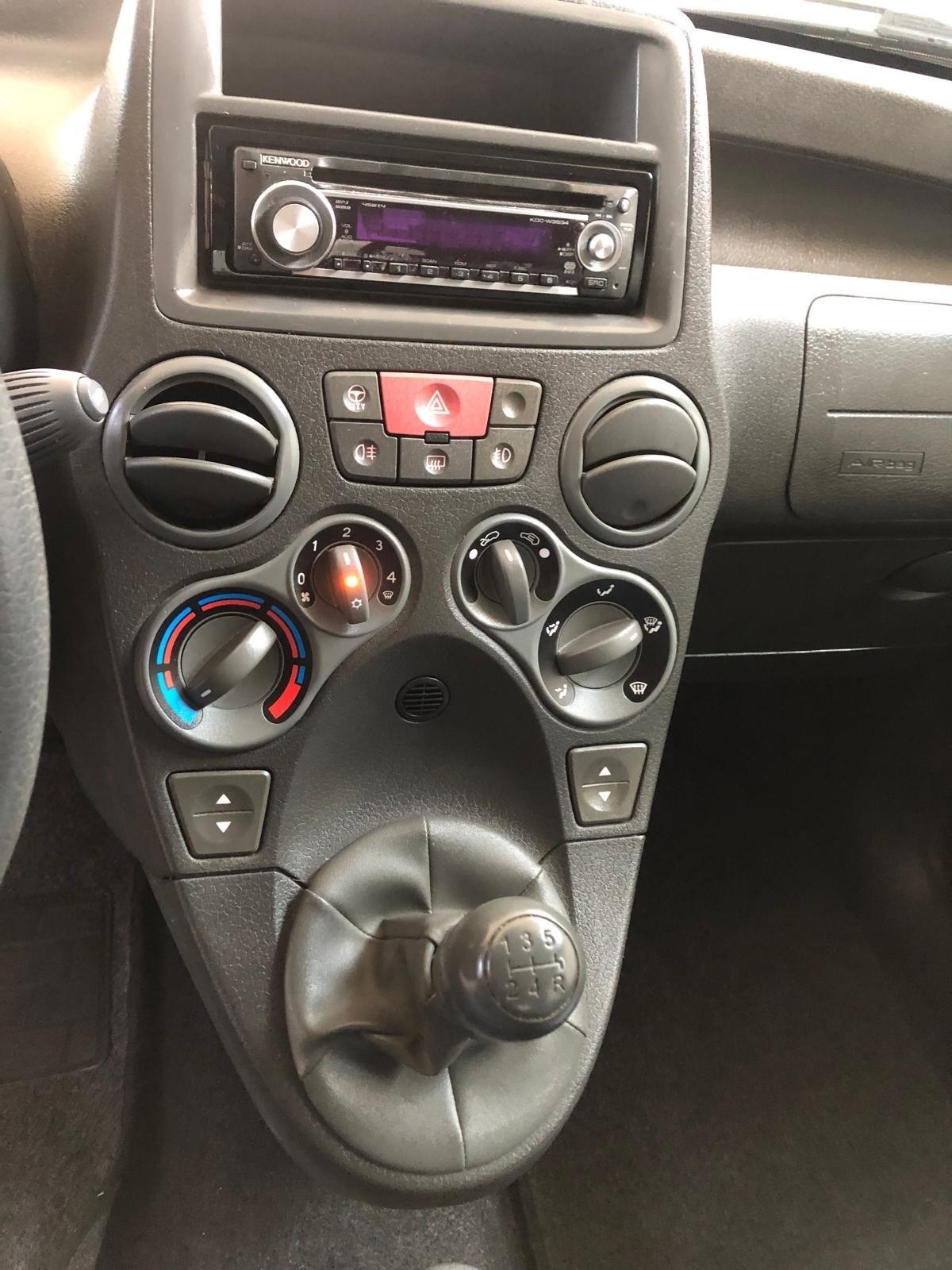 FIAT PANDA 1.2 BENZINA-GARANZIA 12 MESI