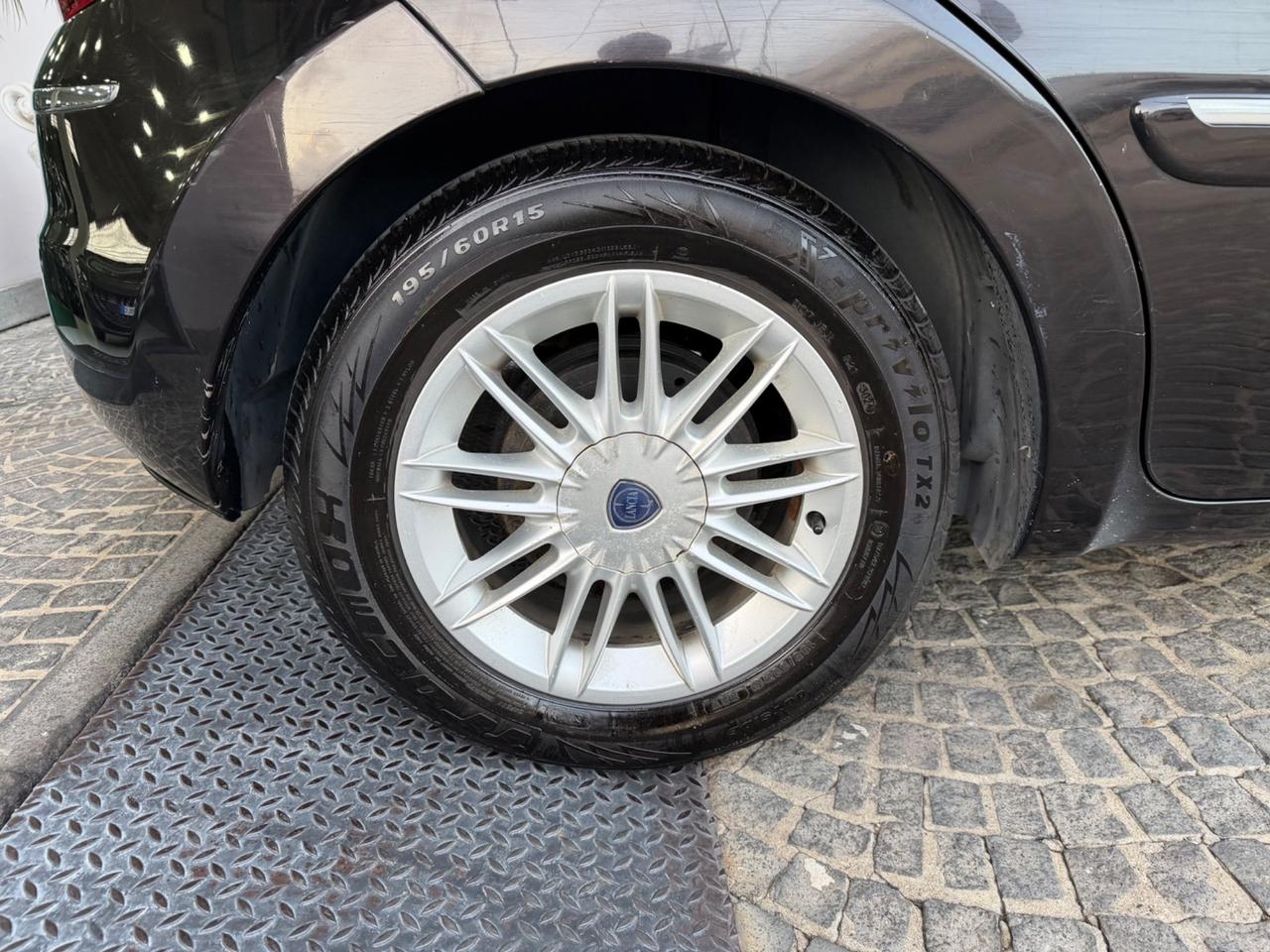 Lancia MUSA 1.3 Mjt 95 CV Platinum