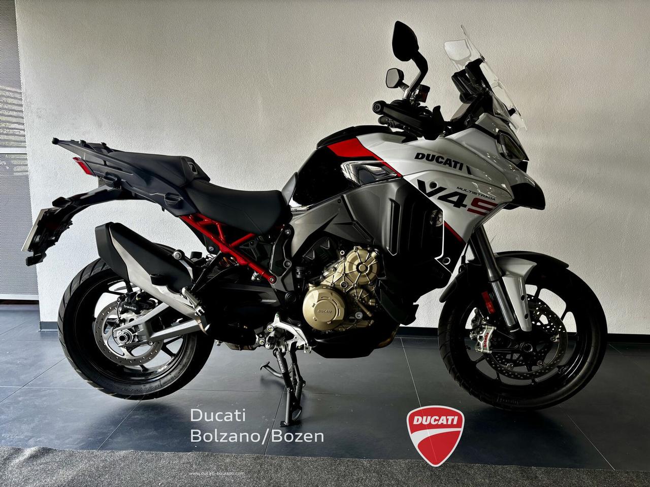 Ducati Multistrada V4s Performance