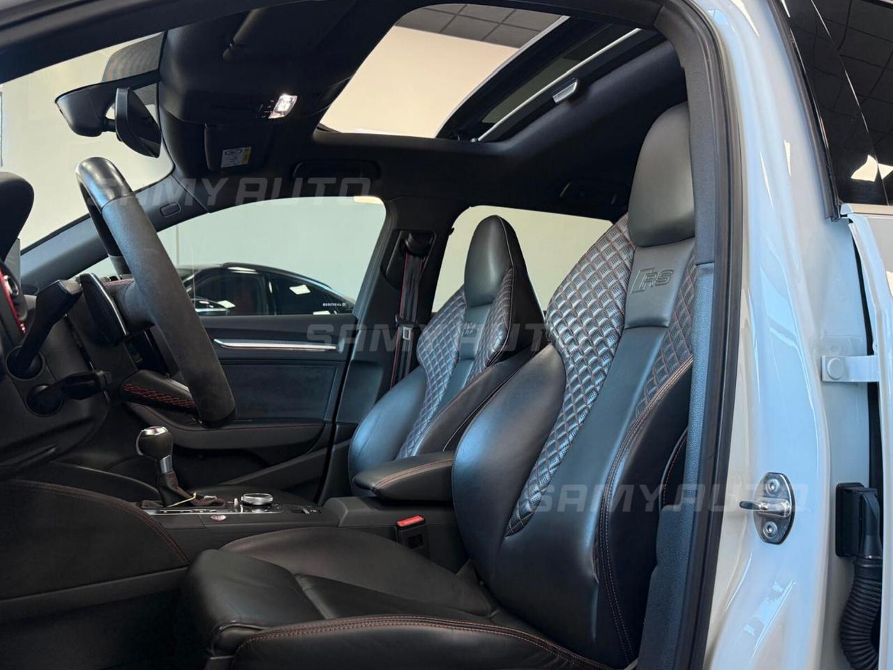 Audi RS3 Sportback 2.5 tfsi quattro s-tronic
