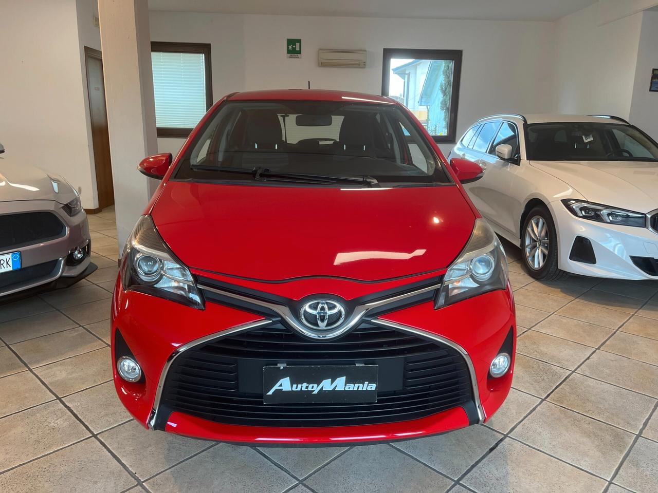 Toyota Yaris 1.0 5 porte Lounge