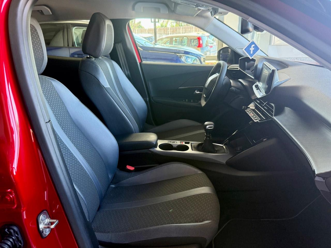 Peugeot 2008 1.5 Diesel 102Cv Allure