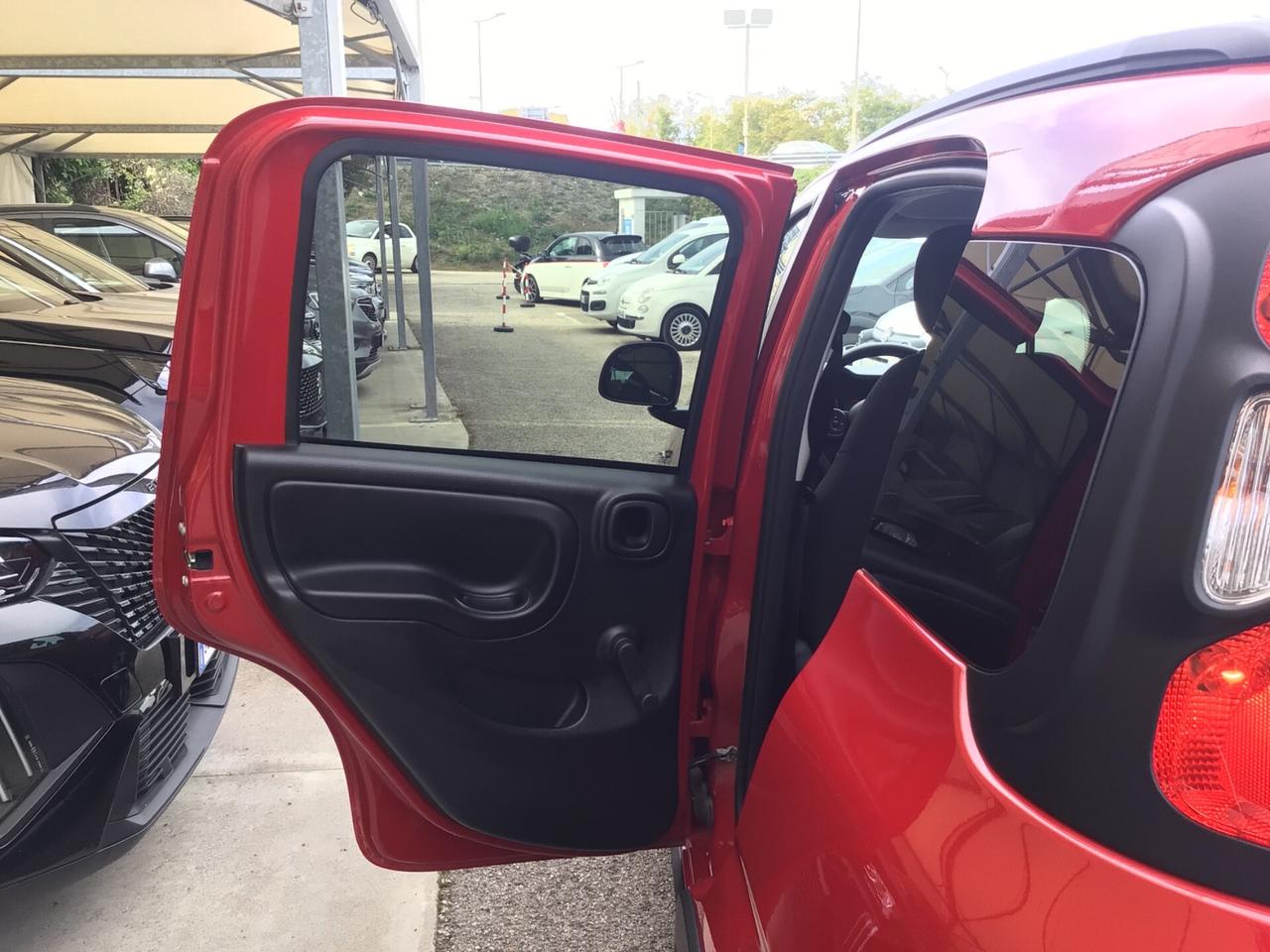 Fiat Panda Cross 1.0 70Cv firefly hybrid 5 Posti