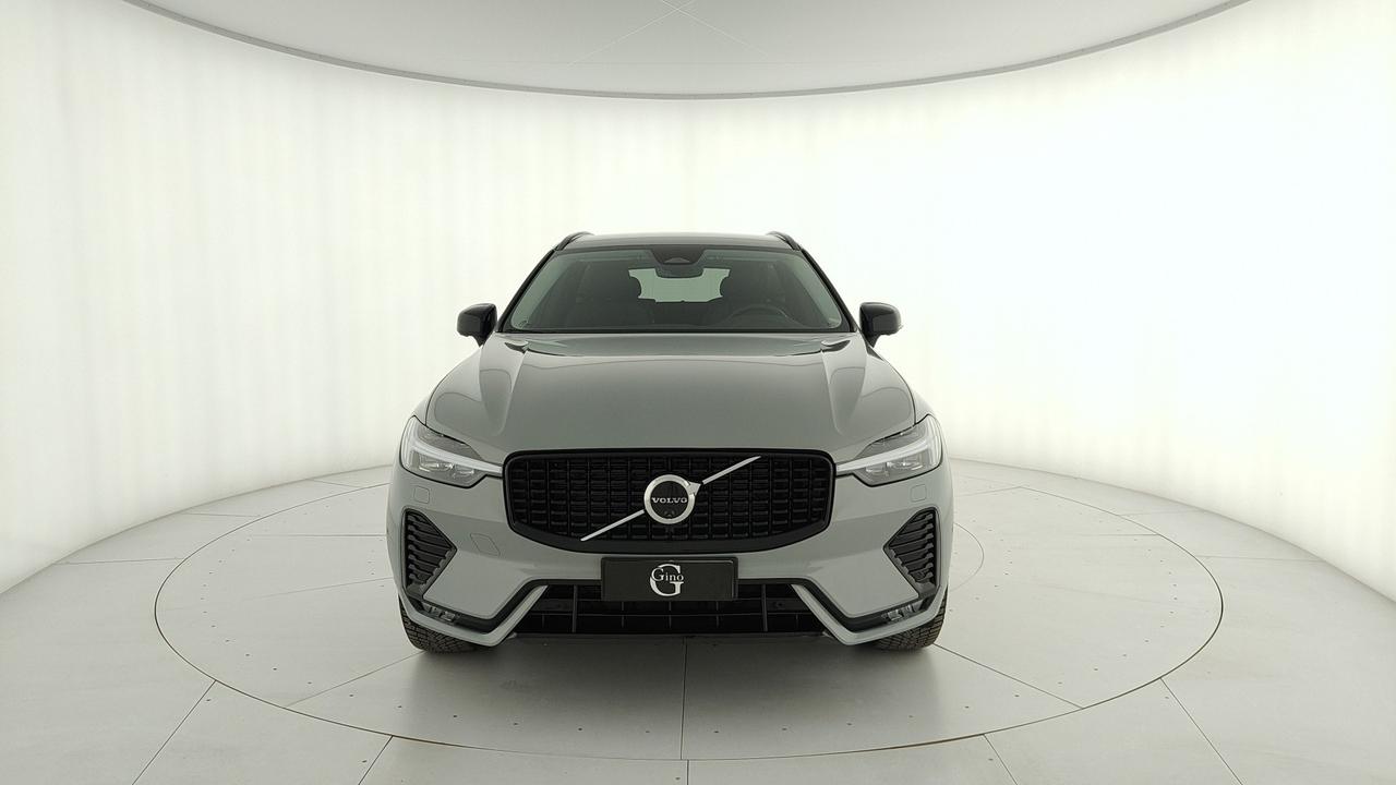 VOLVO XC60 2.0 b4 Plus Dark auto