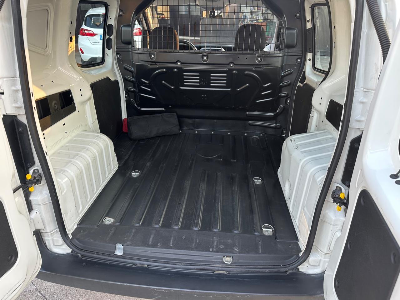 Fiat Fiorino 1.3 MJT 95CV Cargo SX