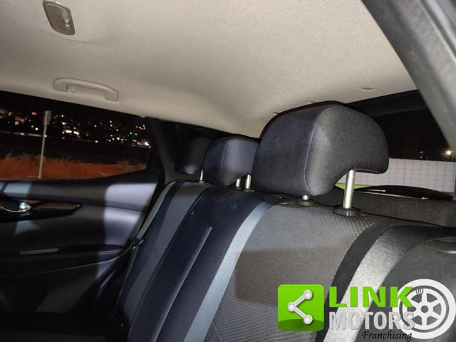 NISSAN Qashqai 1.5 dCi N-Connecta