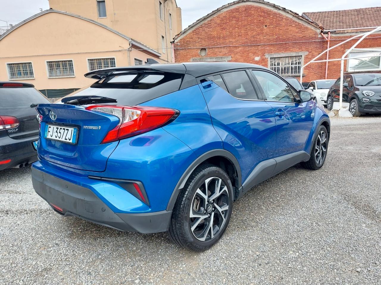 Toyota C-HR 1.8 Hybrid E-CVT Lounge 52000KM STUPENDA