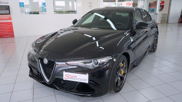 ALFA ROMEO Giulia 2.9 T V6 Quadrifoglio MANUALE TIRATURA LIMITATA