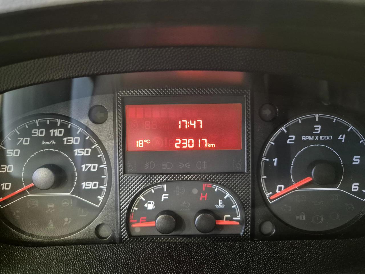 PEUGEOT Boxer 2.2 BlueHDi Furgone L3 H2 - clima - mensole