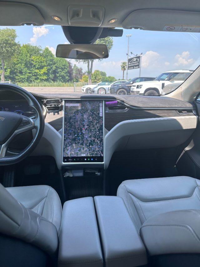 TESLA Model S 85 D kWh Dual Supercharger a vita - Software Nuovo