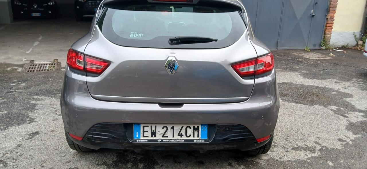 Renault Clio 1.2 75CV 5 porte Costume National