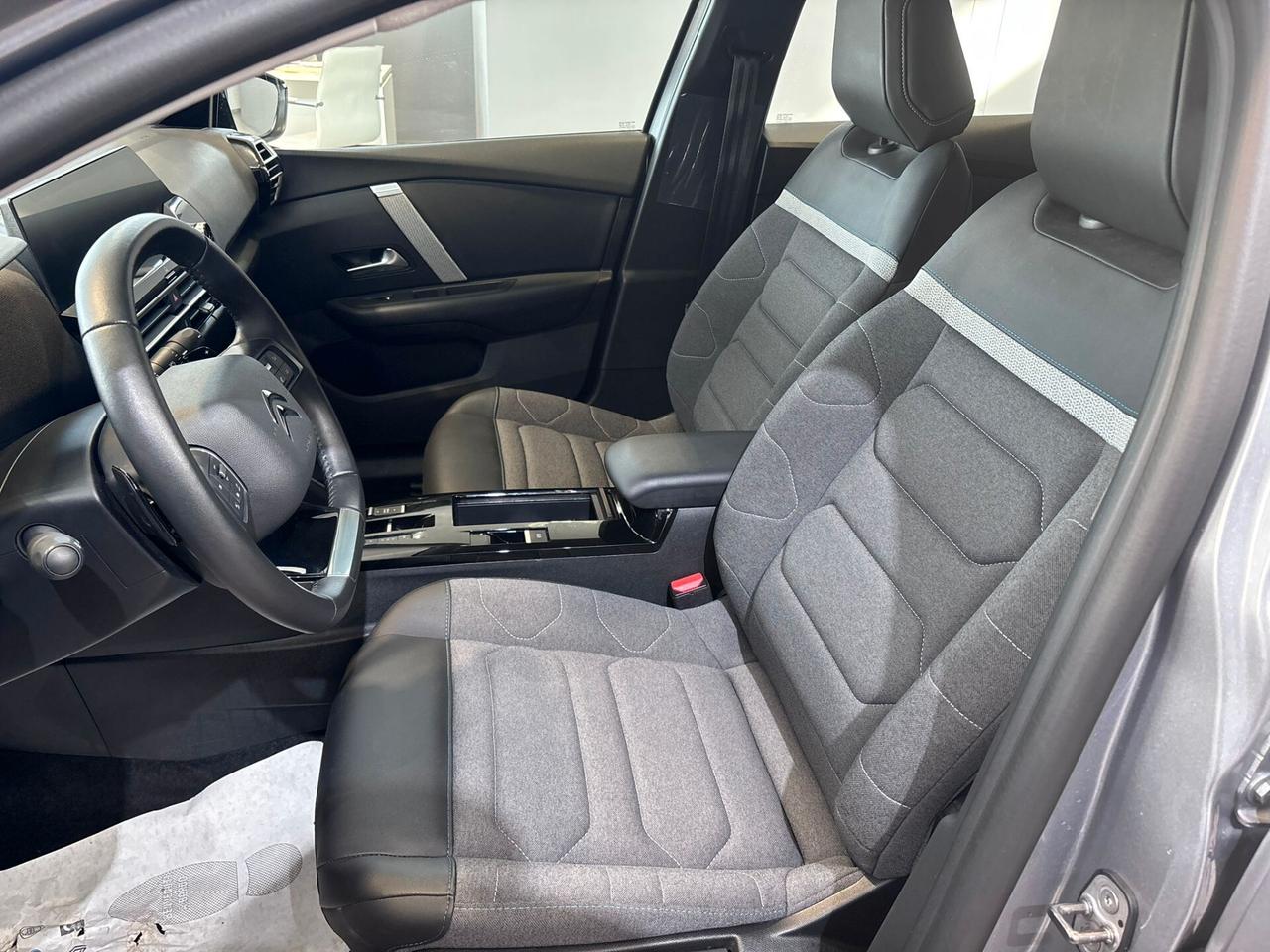 Citroen C4 BlueHDi 130 S&S EAT8 Plus