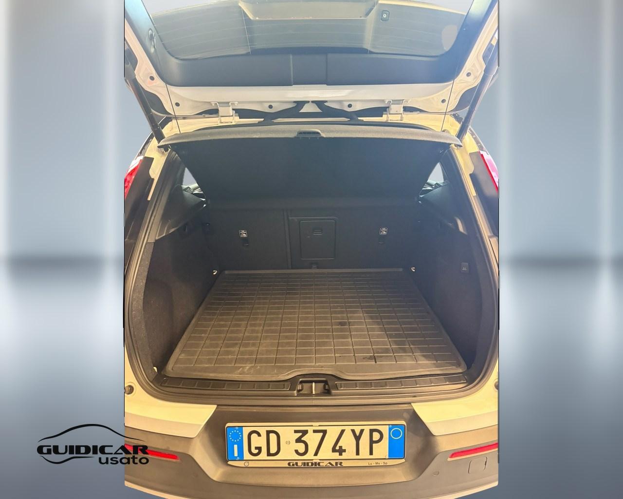 VOLVO XC40 - XC40 1.5 t2 Momentum Pro auto my21