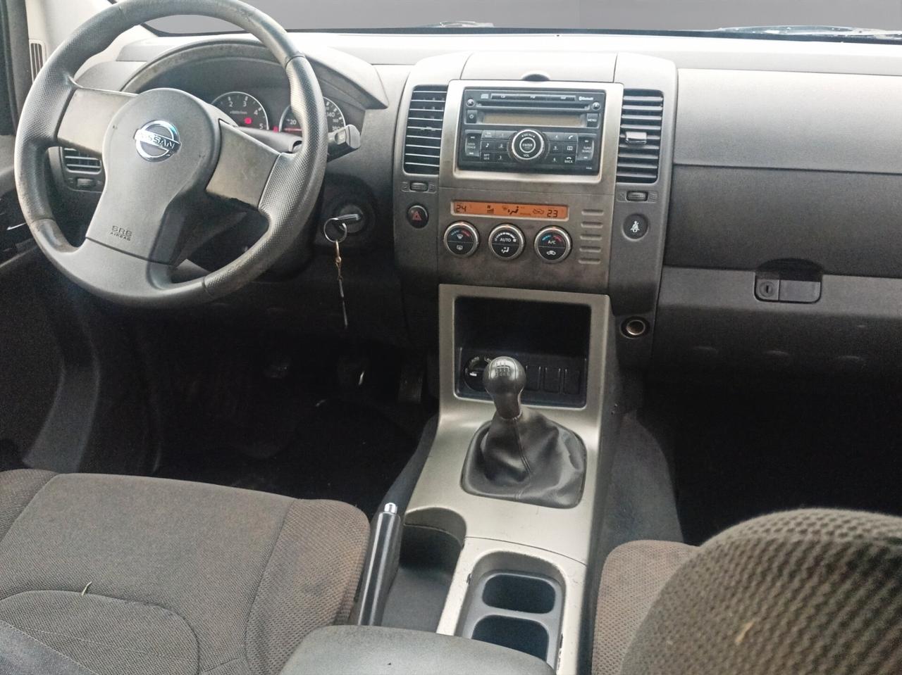 Nissan Pathfinder 2.5 dCi XE