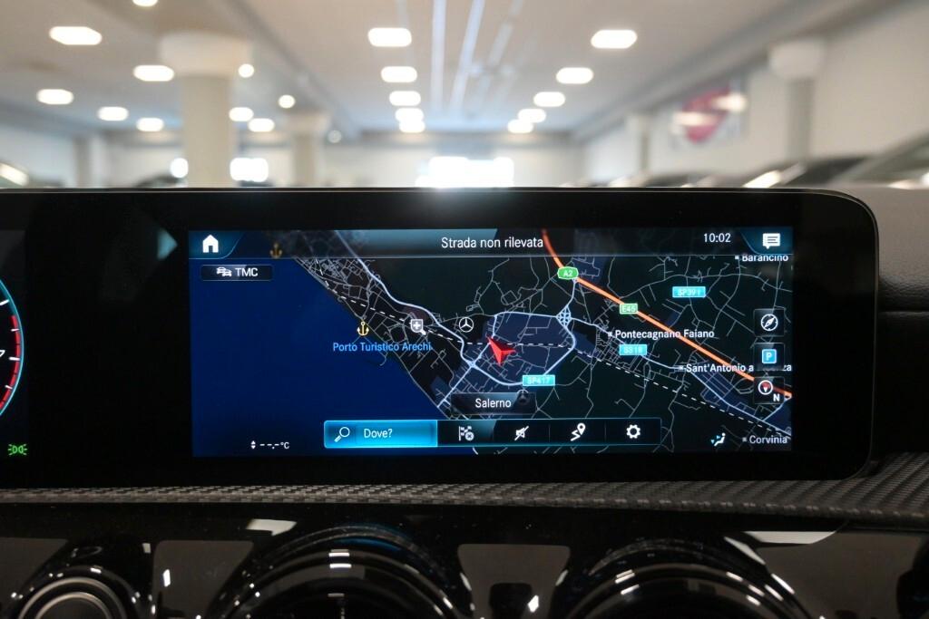 MERCEDES-BENZ A 160 109CV 6M. BUSINESS SOLUTION ( NAVI PREMIUM - CRUISE - PARK ASSIST - TELECAMERA POST. )