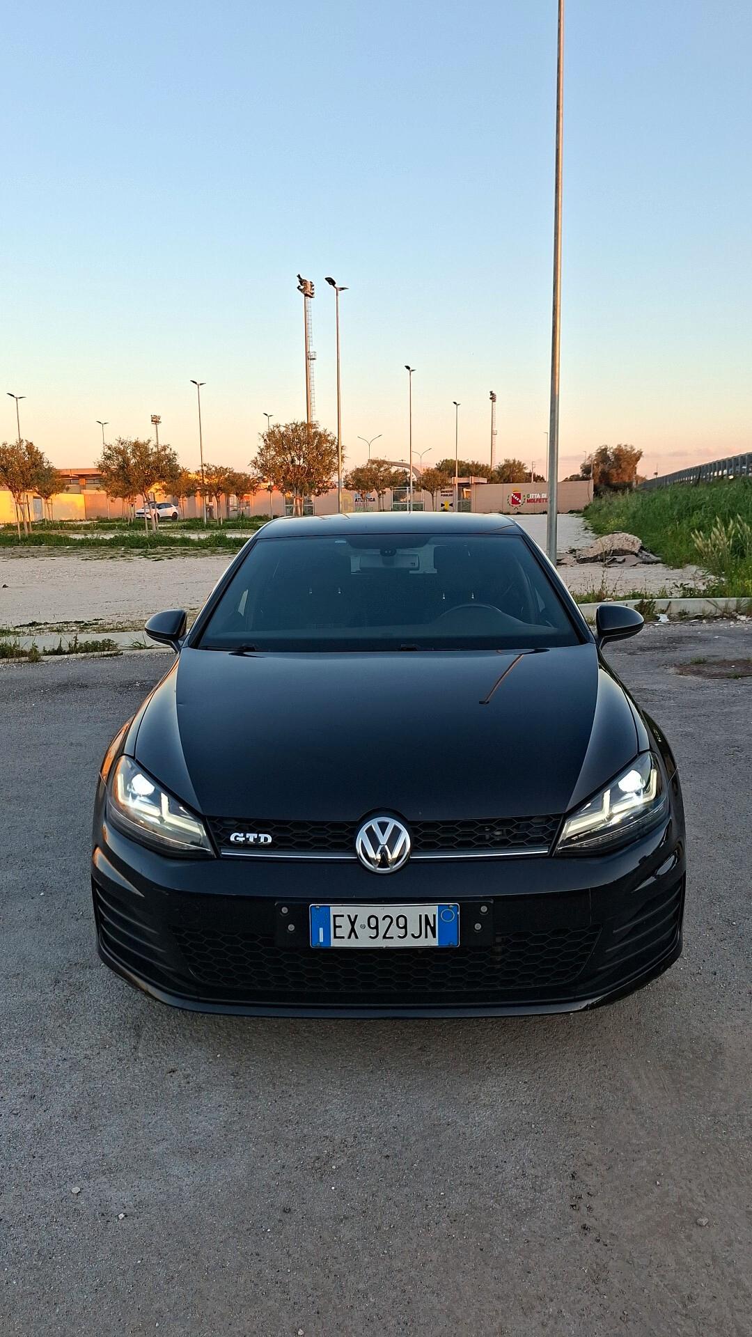 Volkswagen Golf 2.0 TDI 5p. 4MOTION Highline BlueMotion Tech.