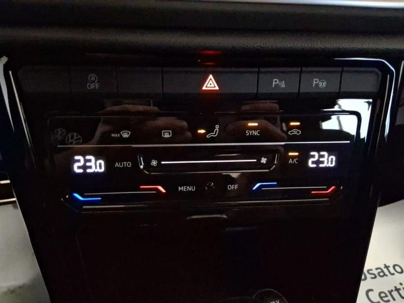 Volkswagen T-Roc 2.0 TDI SCR 150 CV DSG R-Line