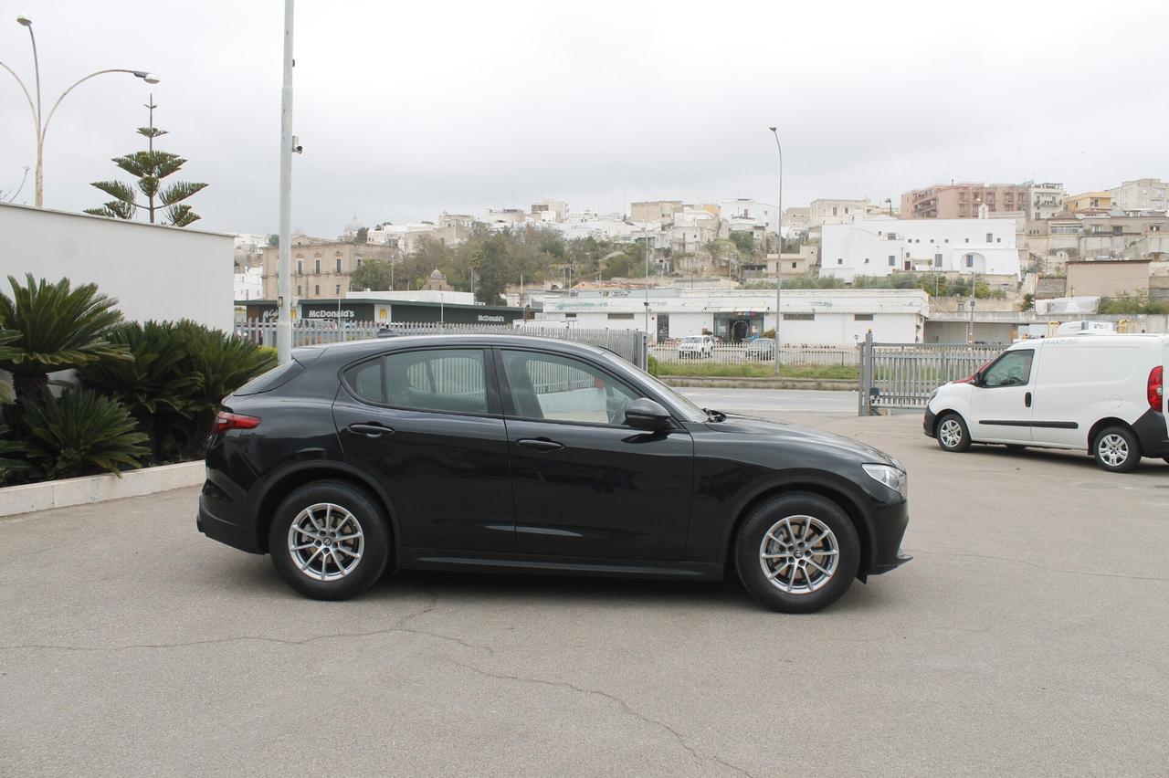 Alfa Romeo Stelvio 2.2 Turbodiesel 160 CV AT8 RWD Business