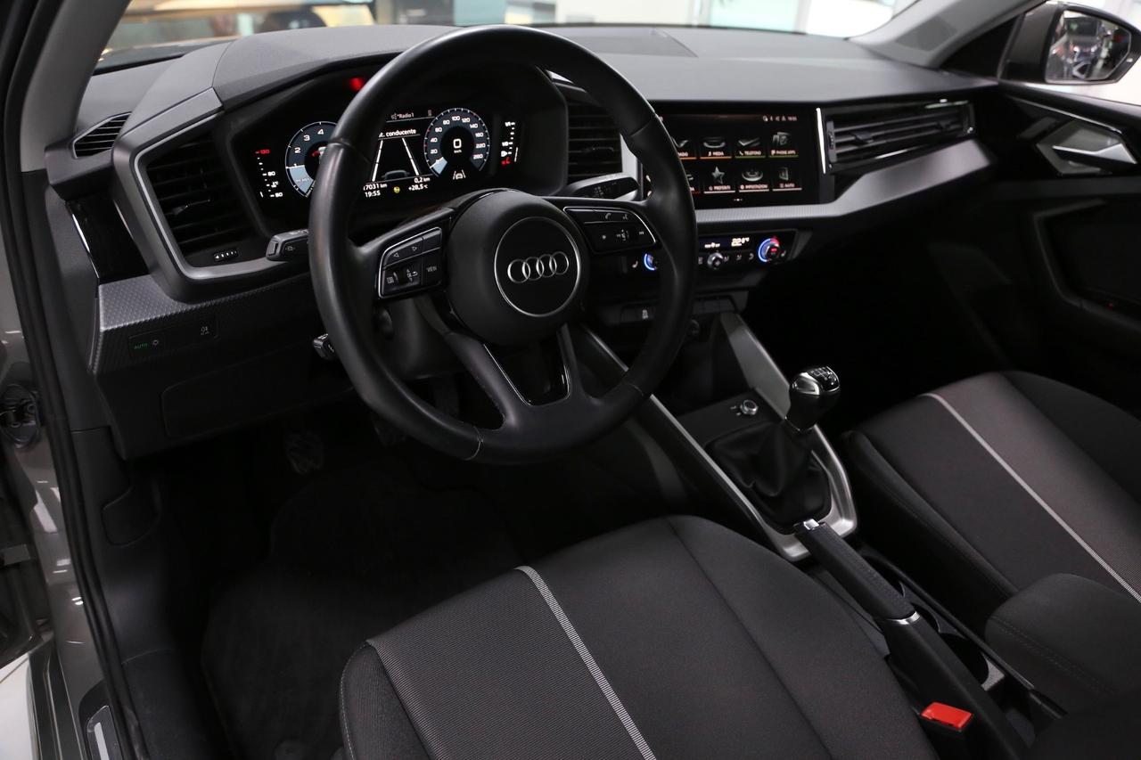 Audi A1 Sportback 25 TFSI S line