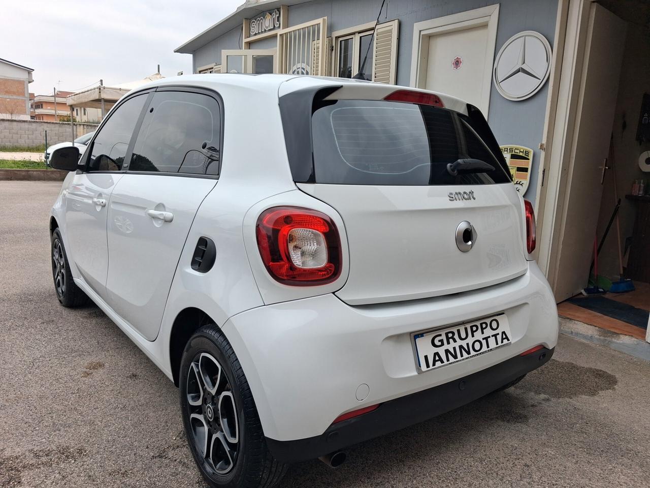 Smart ForFour FOR FOUR 1.0 71 C.V. NAVIGATORE FARI LED CAPPOTTA ELETTRICA GARANZIA 12 MESI CERTIFICATA