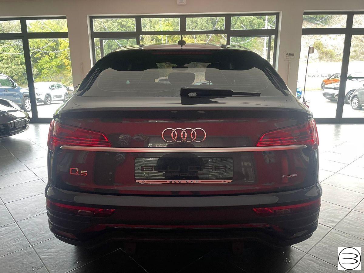 AUDI - Q5 Sportback - Q5 SPB 40 TDI quattro S tr. Busin. Adv.