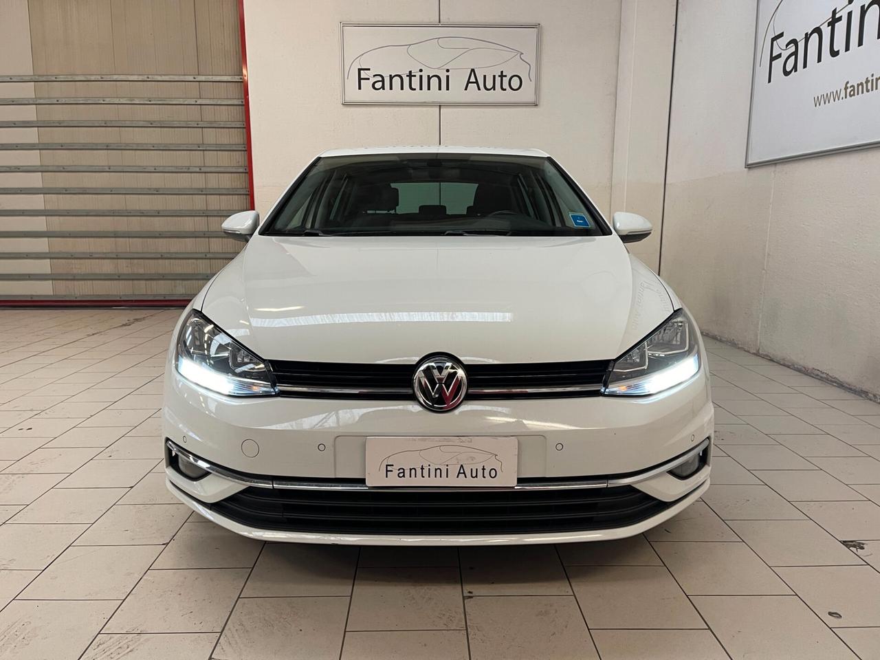 Volkswagen Golf 5p. HighLine 1.6 TDI 115cv-Ok Neopaten-LEGGI SOTTO