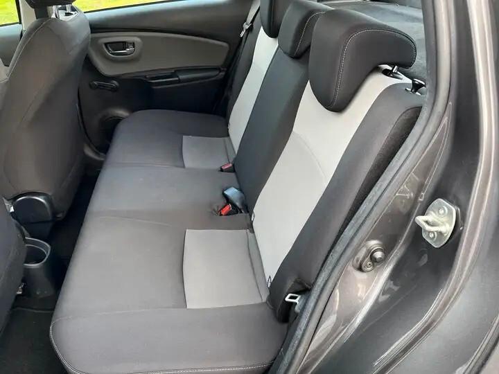 Toyota Yaris 1.5 Hybrid 5 porte Business