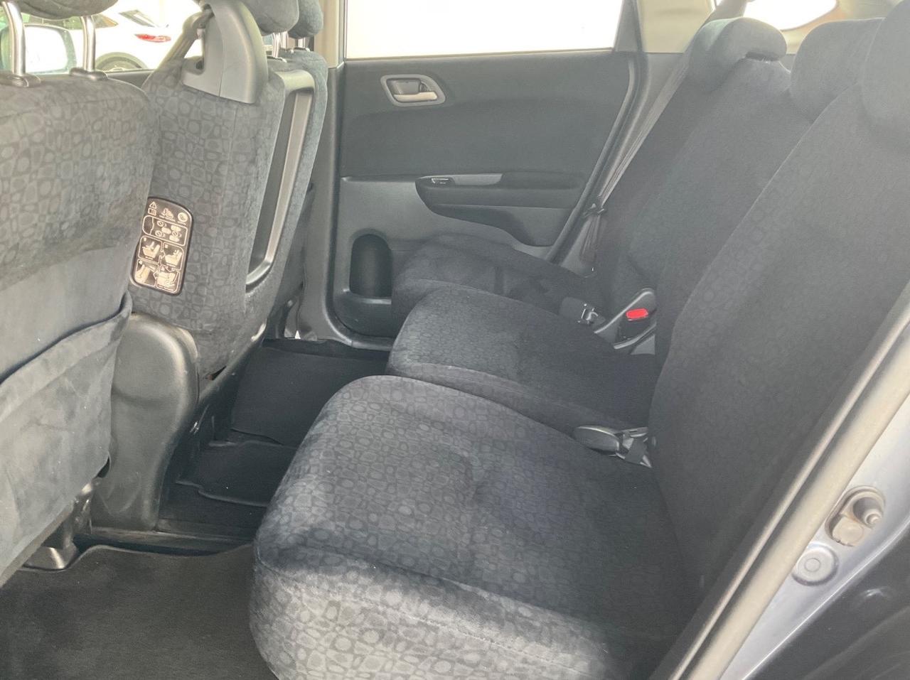 Honda FR-V 2.2 16V i-CTDi Comfort Plus DPF