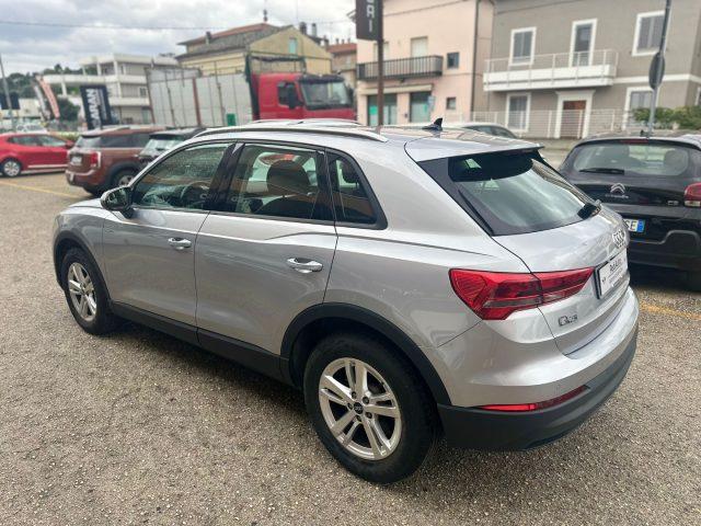 AUDI Q3 35 TFSI