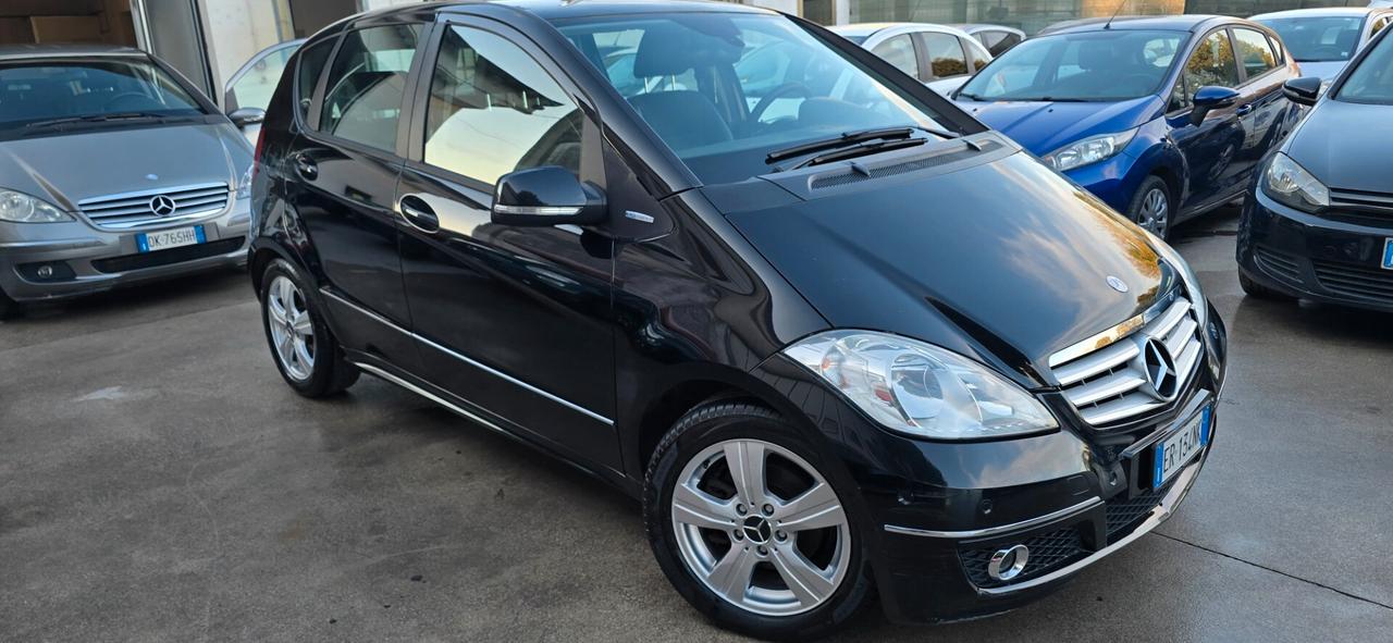 Mercedes-benz A 180 160 CDI BlueEFFICIENCY Executive