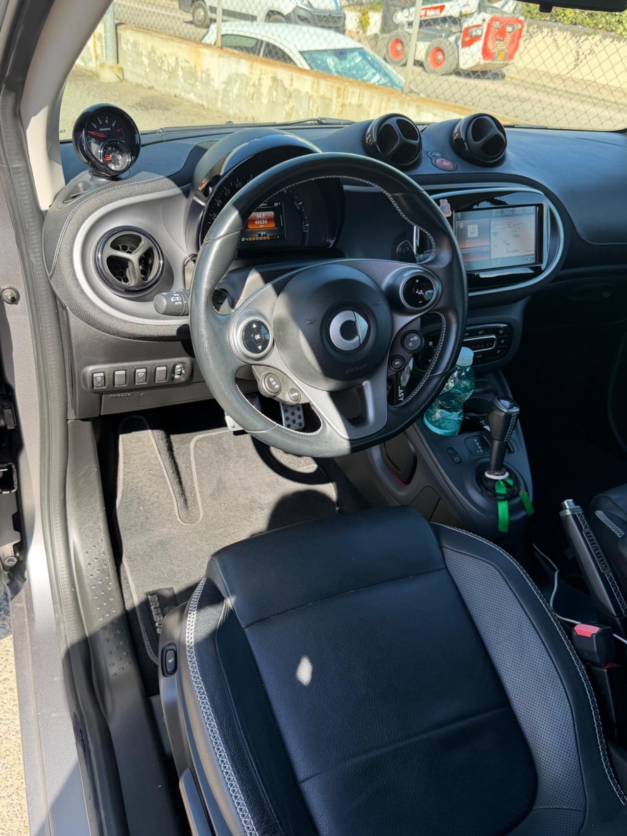 Smart ForTwo BRABUS 0.9 Turbo twinamic Xclusive