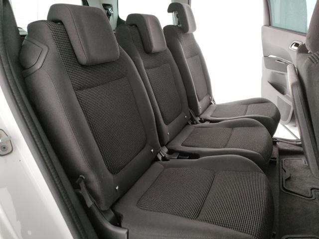 PEUGEOT 5008 1.6 HDi 115CV Business 7 Posti con Tetto