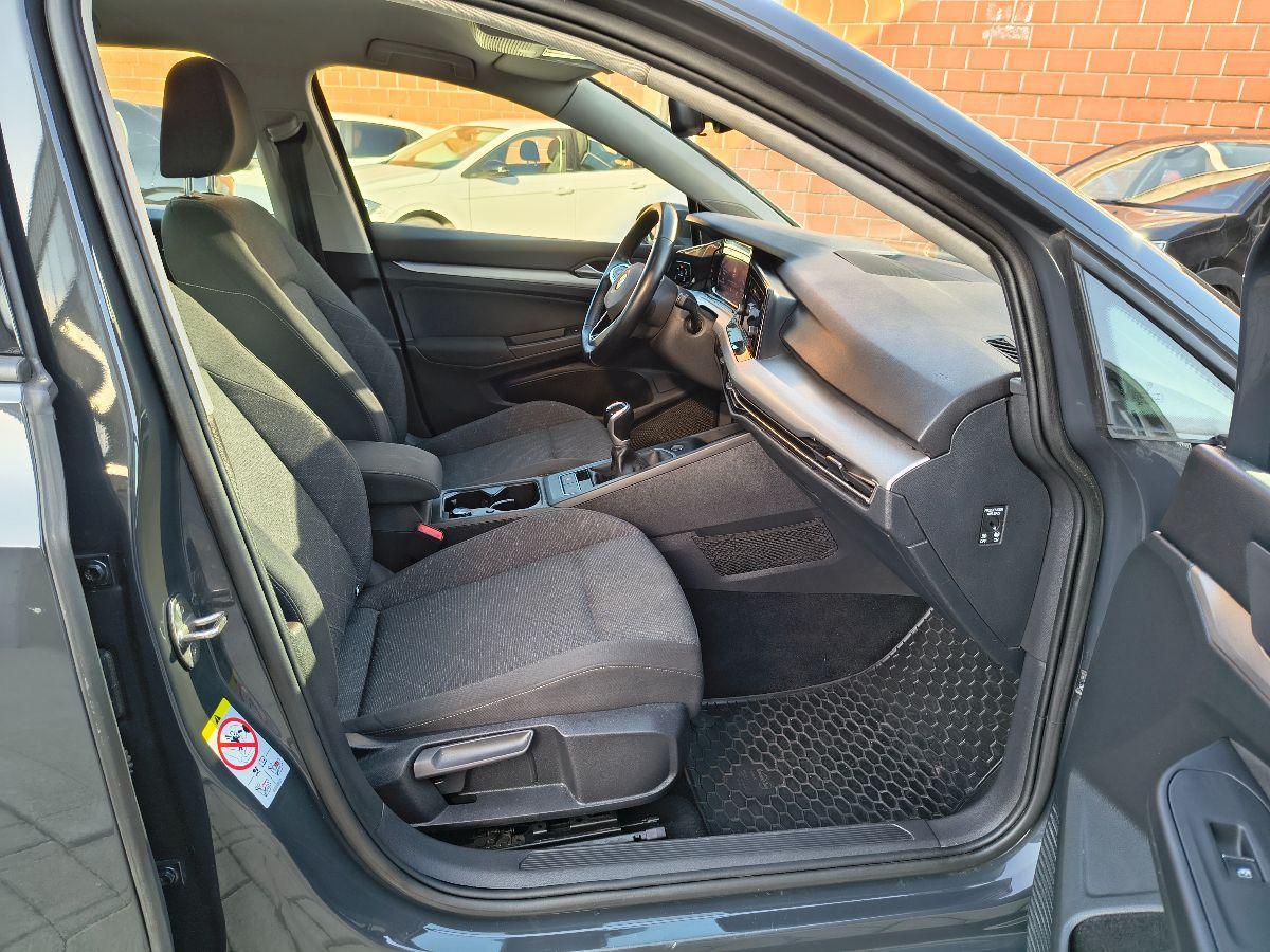 VOLKSWAGEN - Golf - Variant 2.0 TDI SCR Style