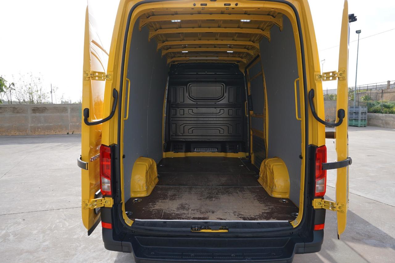 Volkswagen Crafter 30 2.0 TDI PM-TM Furgone 3 posti