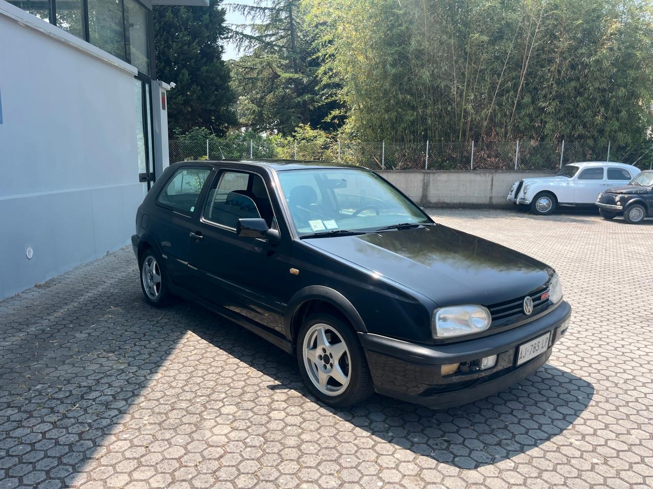 Volkswagen Golf 2.0 cat 3 porte GTI