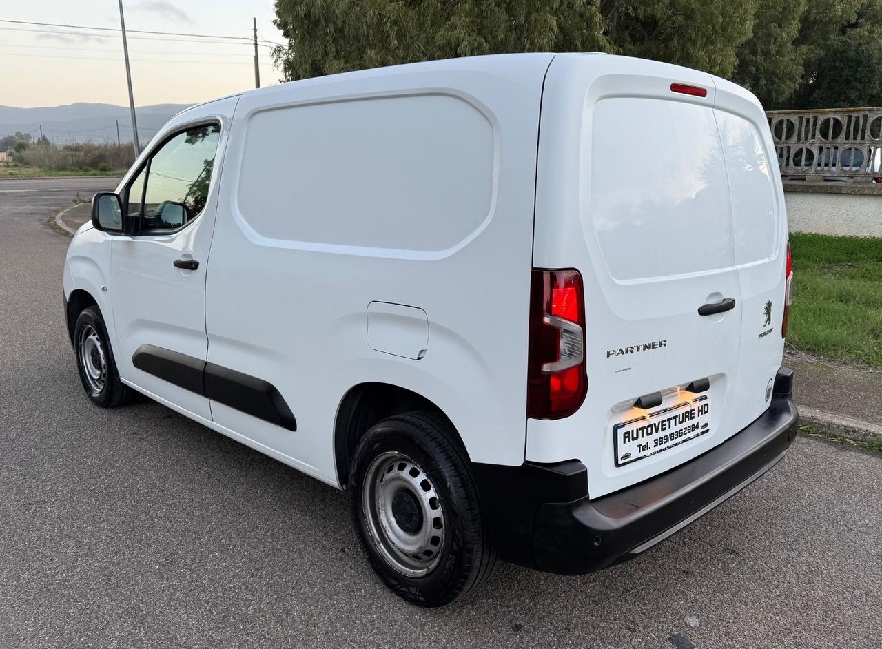 Peugeot Partner BlueHDi 100 S&S PC Furgone Pro