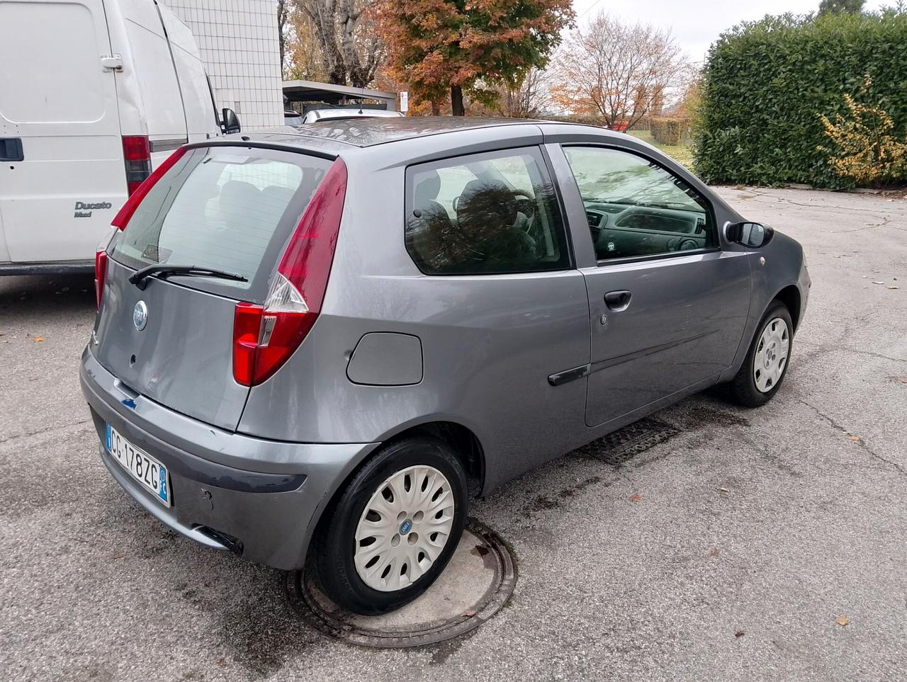 Fiat Punto 1.2 cc 3 porte Natural Power 140.000 km