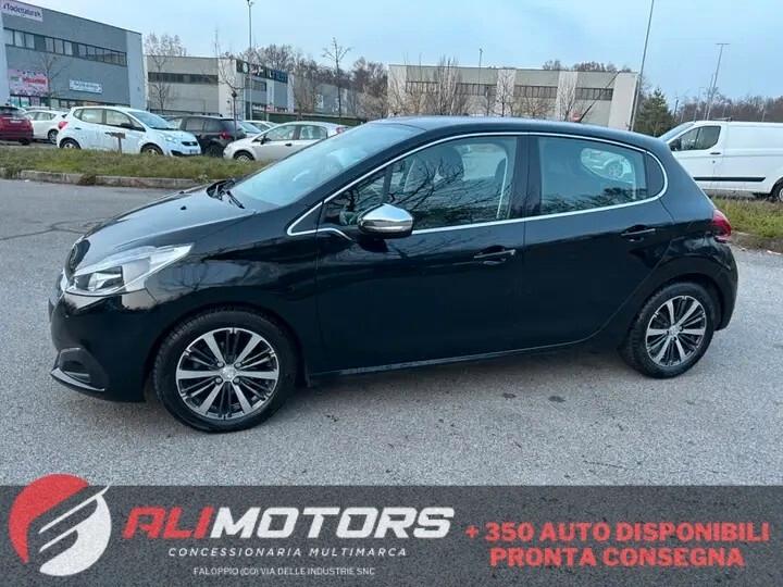 Peugeot 208 PureTech 82 5 porte Allure* Neo patentati *