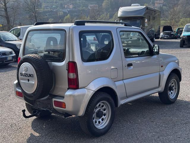 SUZUKI Jimny 1.3i 16V cat 4WD JLX