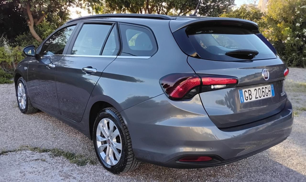 Fiat Tipo 1.6 Mjt S&S SW Lounge