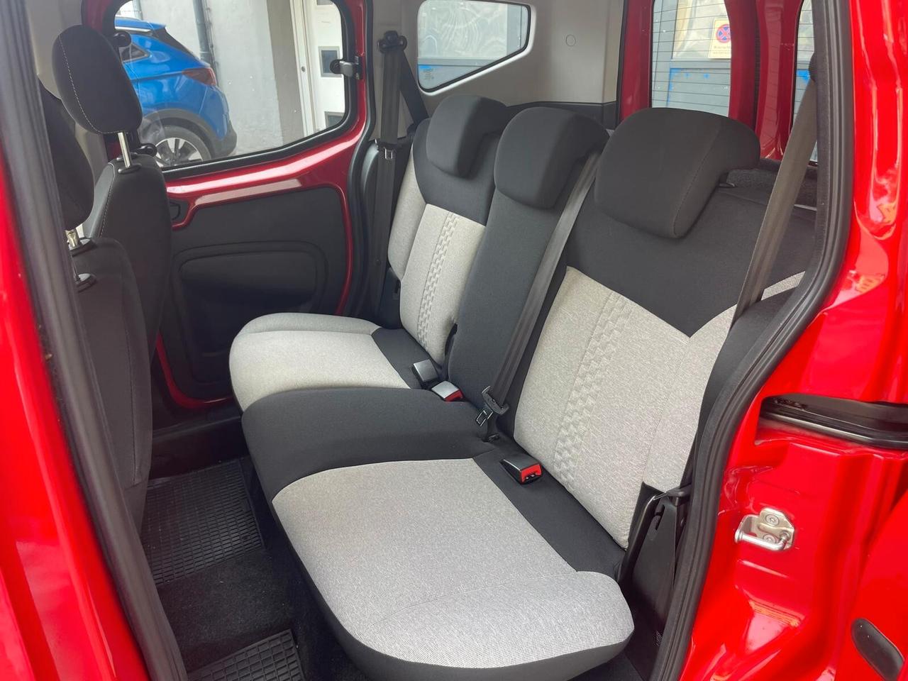 Fiat Qubo 1.4 8V 77 CV Lounge SOLI 17400 KM