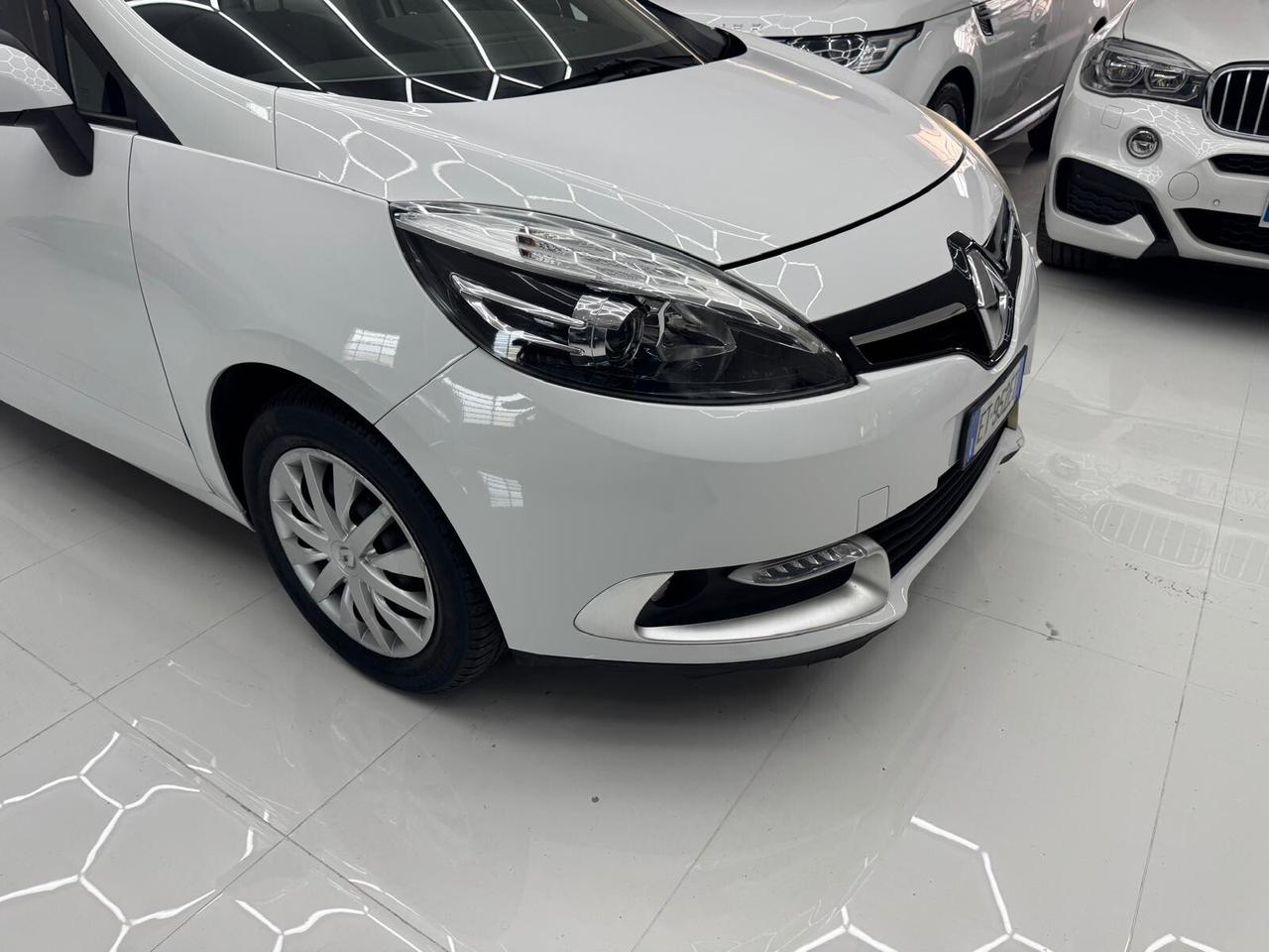 Renault Scenic X-Mod 1.5 dCi 110CV 5p. - Diesel -OK Neopatentati