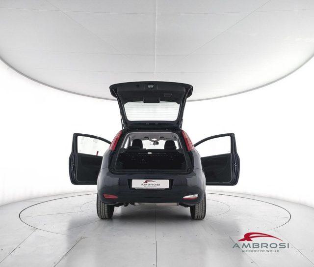 FIAT Punto 1.4 8V 3 porte Natural Power Street - PER OPERATOR