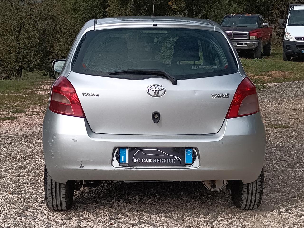 Toyota Yaris 1.0 3 porte