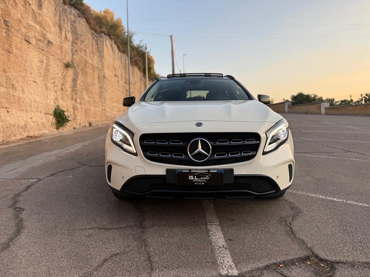 Mercedes GLA 200/2.2 136CV/CAR PLAY/TETTO/KYLESS