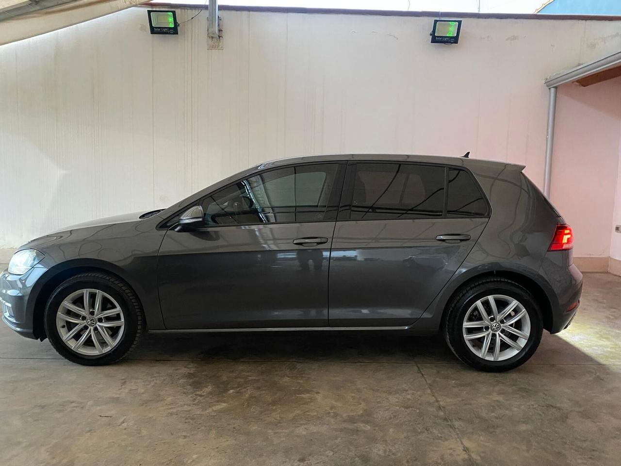 Volkswagen Golf 1.6 7.5 TDI 115 CV 5p. Business BlueMotion Technology