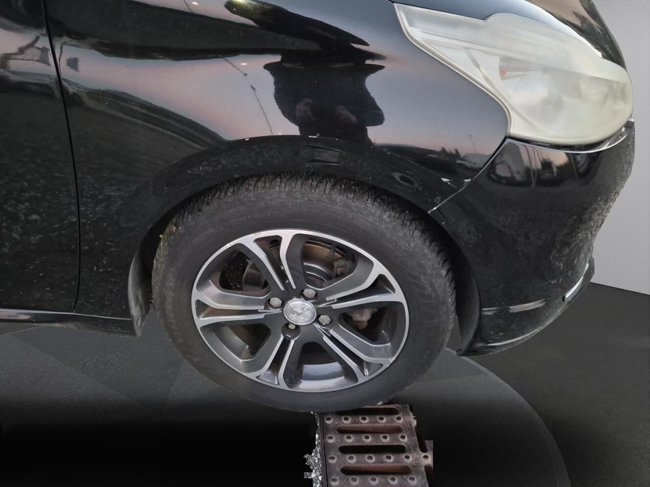Peugeot 208 gpl