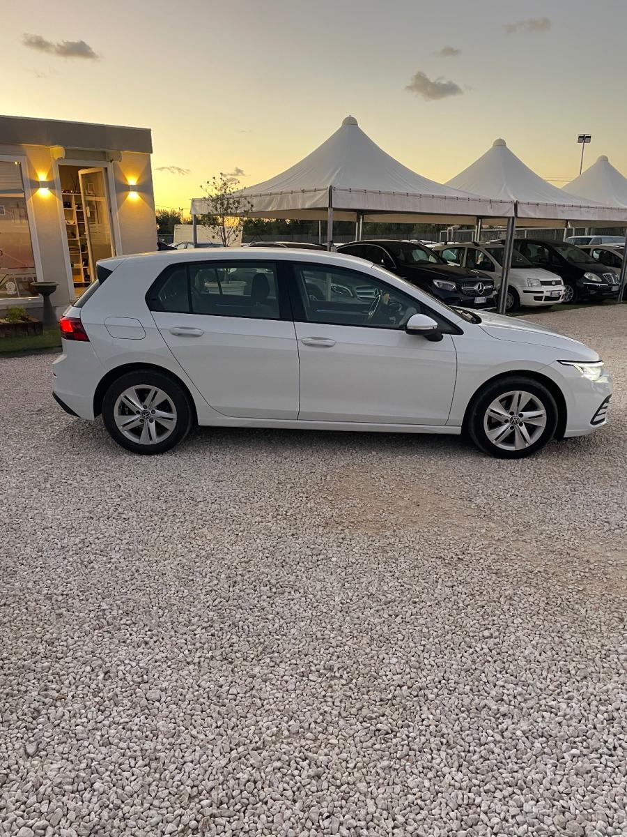 VOLKSWAGEN - Golf - 2.0 TDI 150CV DSG SCR Life