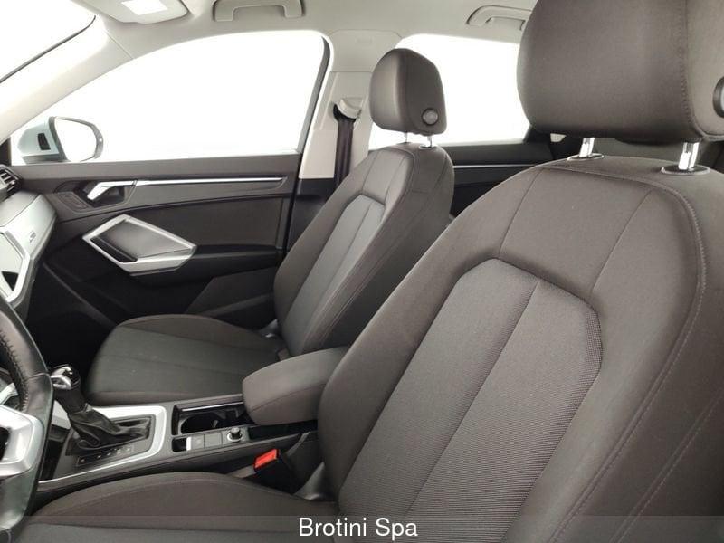 Audi Q3 2.0 35 TDI Business Advanced S Tronic